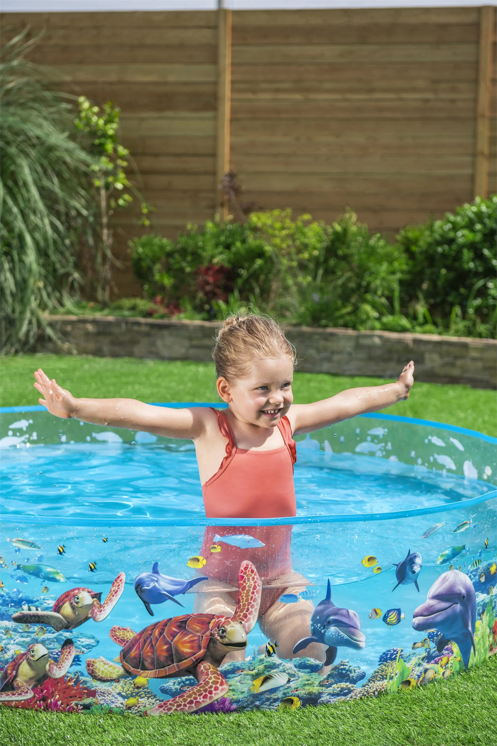 Round Above-Ground Kiddie Pool 8' x 18 H672