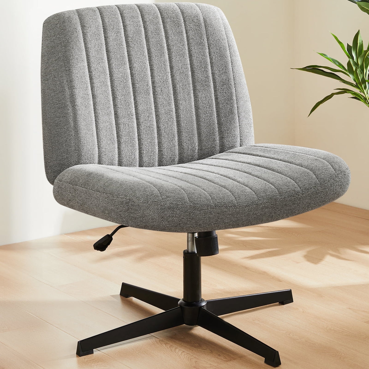 Armless Criss Cross Legged Office Chair L56117