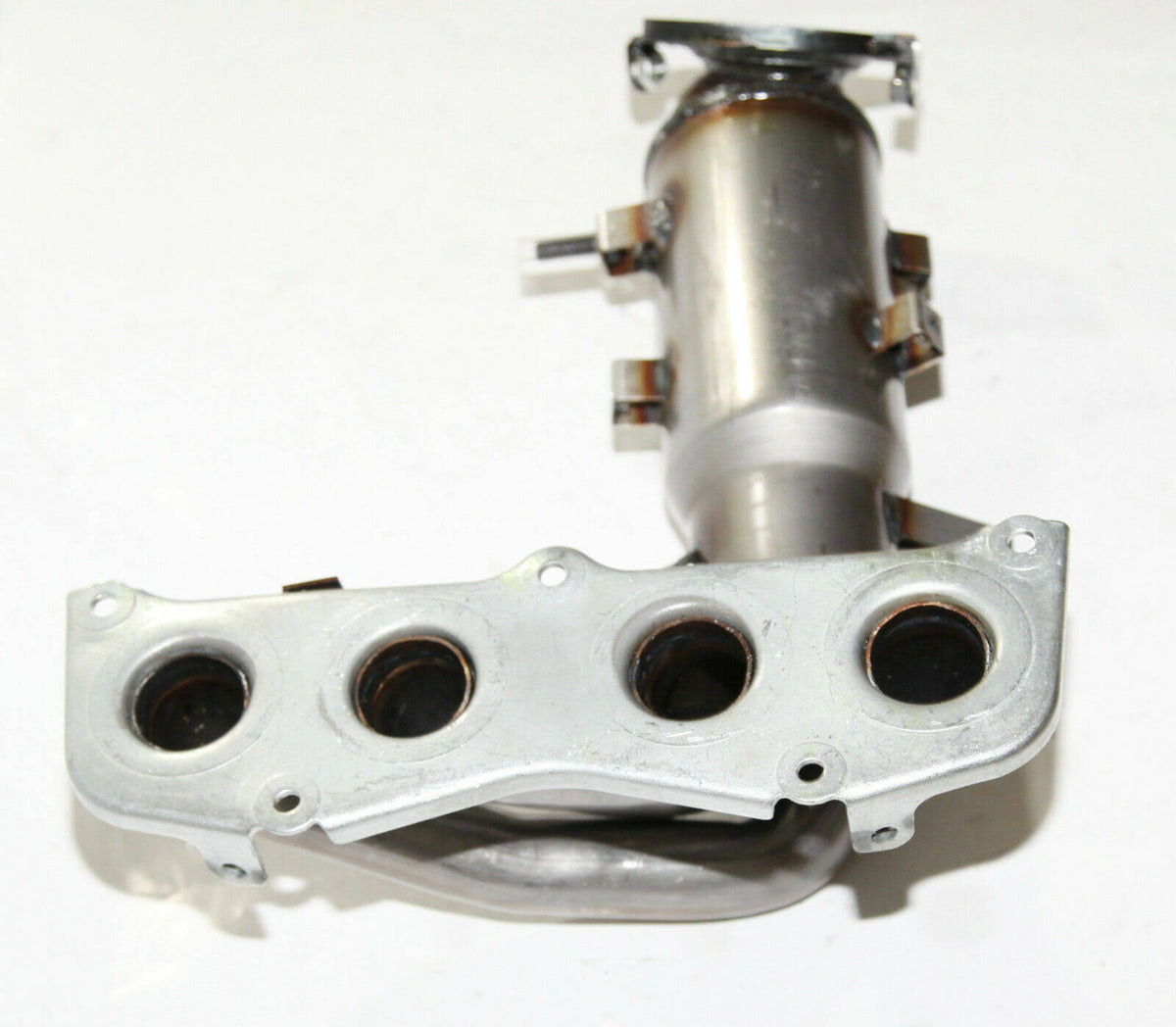 Catalytic Converter with Manifold D84242