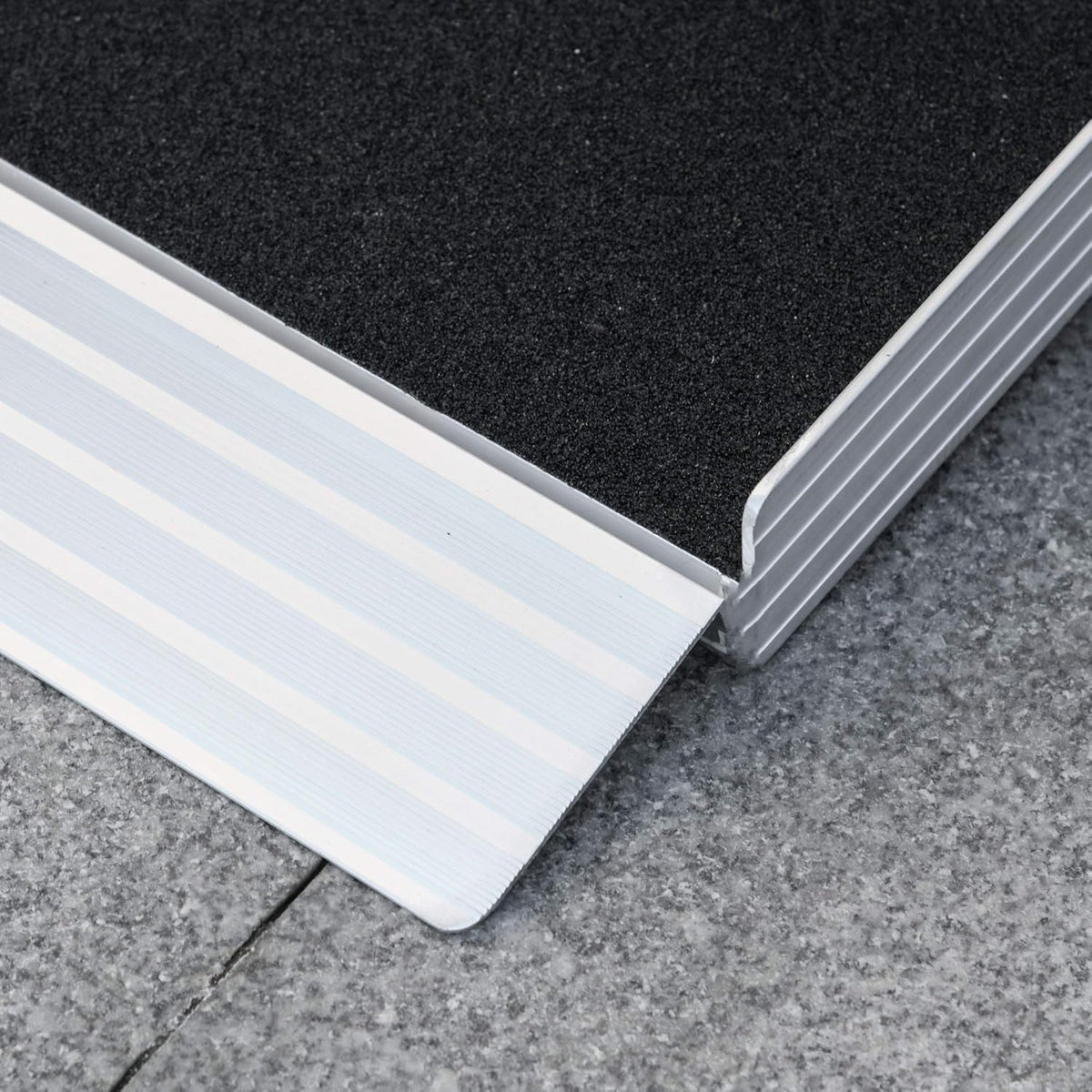 5' Portable Aluminum Wheelchair Ramp with Carrying Handle K1534