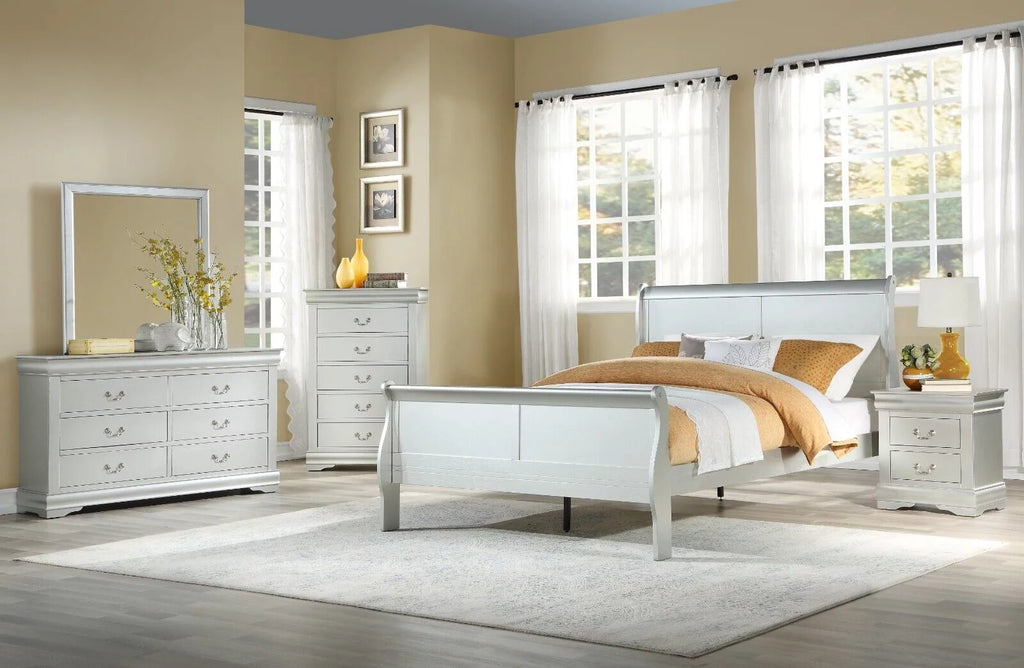 Eastern King 4pc Bedroom Set Panel Bed Dresser Mirror Nightstand F550167