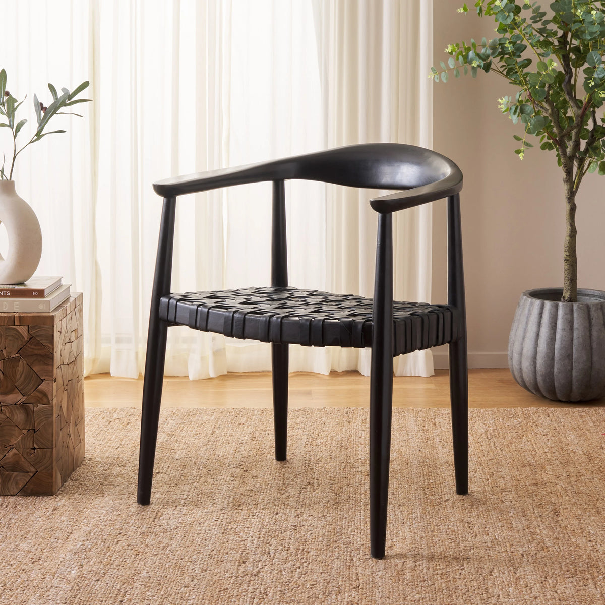 Black Leather Woven Accent Chairs F1143