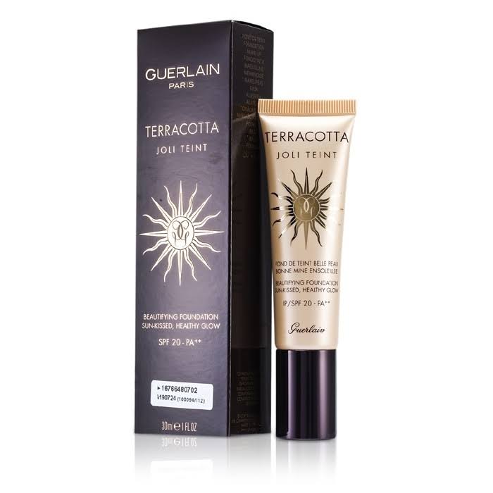 Beautifying Foundation SPF 20 B305