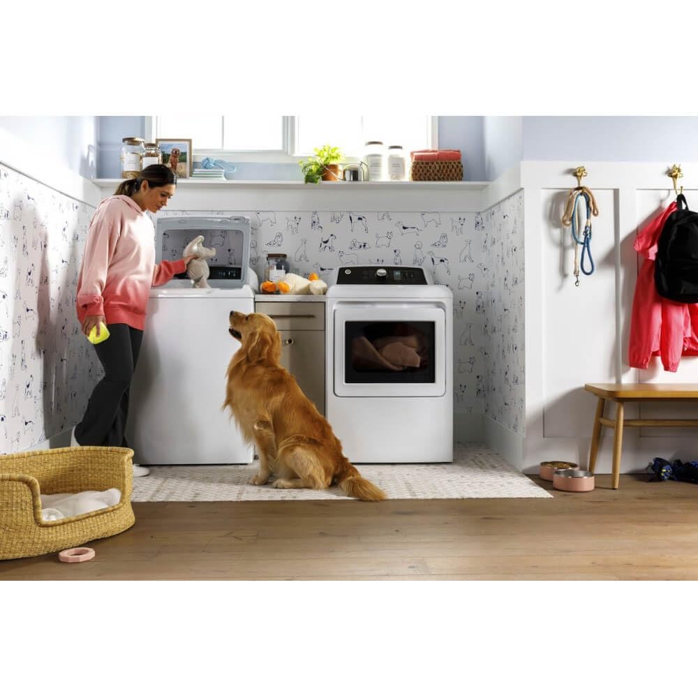 7.4 cu. ft. Electric Dryer with Sensor Dry in White B309