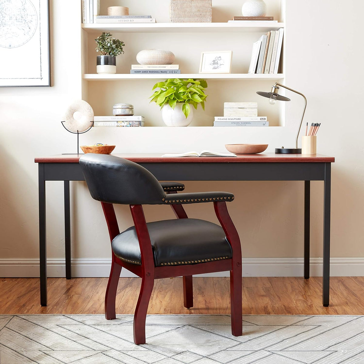 Black Vinyl Captain’s Chair E81843
