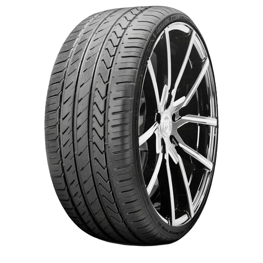 255/40R18 High Performance Tire P42432