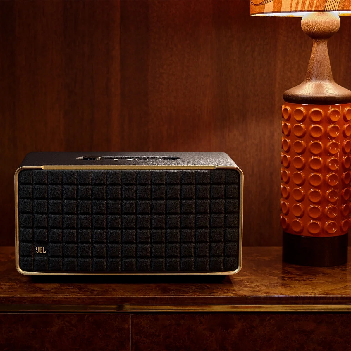 Black/Gold Wireless Bluetooth Speaker I460
