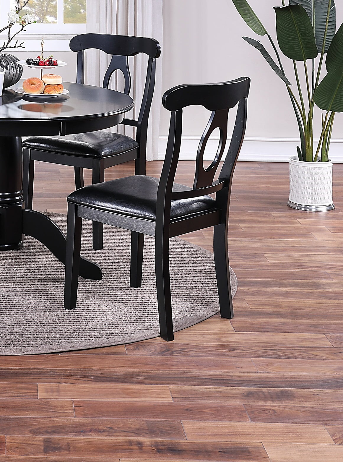 5pc Round Dining Table Set with 4 Cushioned Chairs Y933123