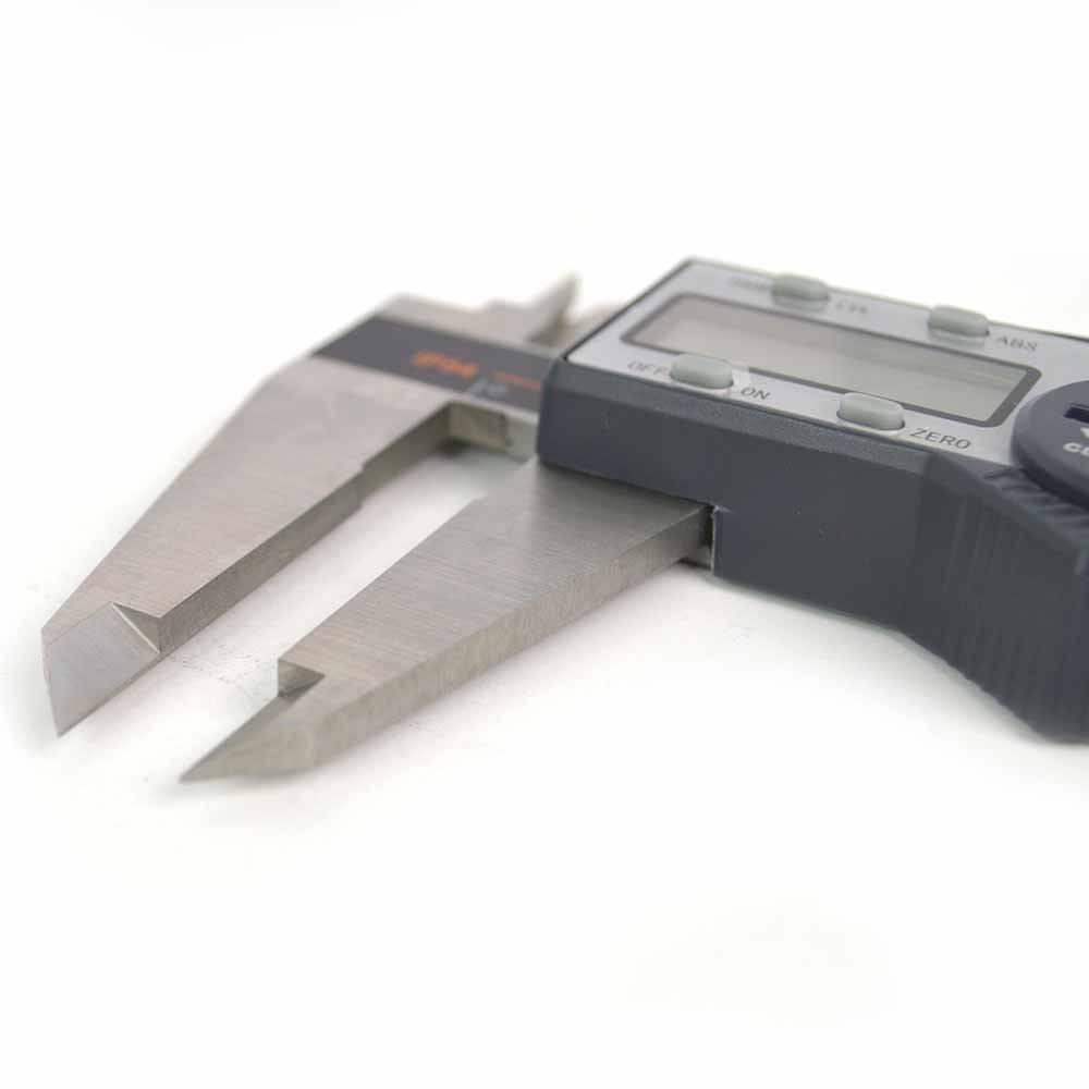 12x22 Digital Stainless Steel Caliper Y615