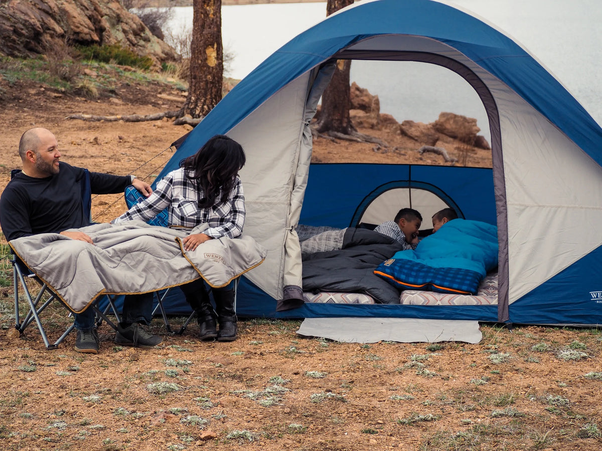 6-Person Dome Tent, Blue S667
