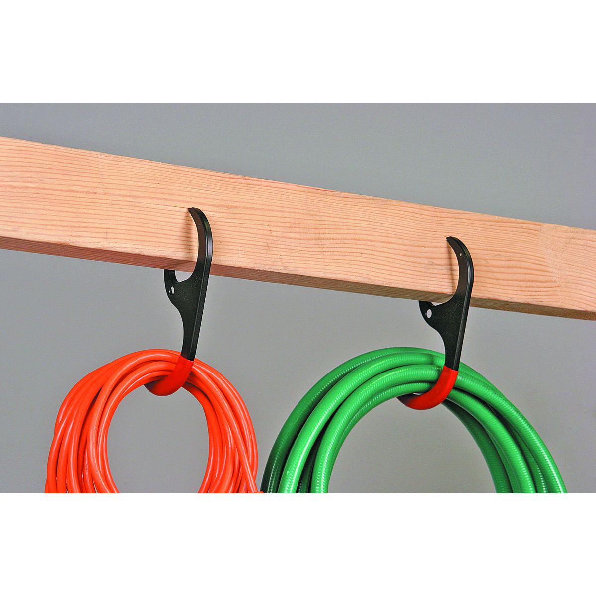 Self-Gripping Hangers 4 Pack Y752344