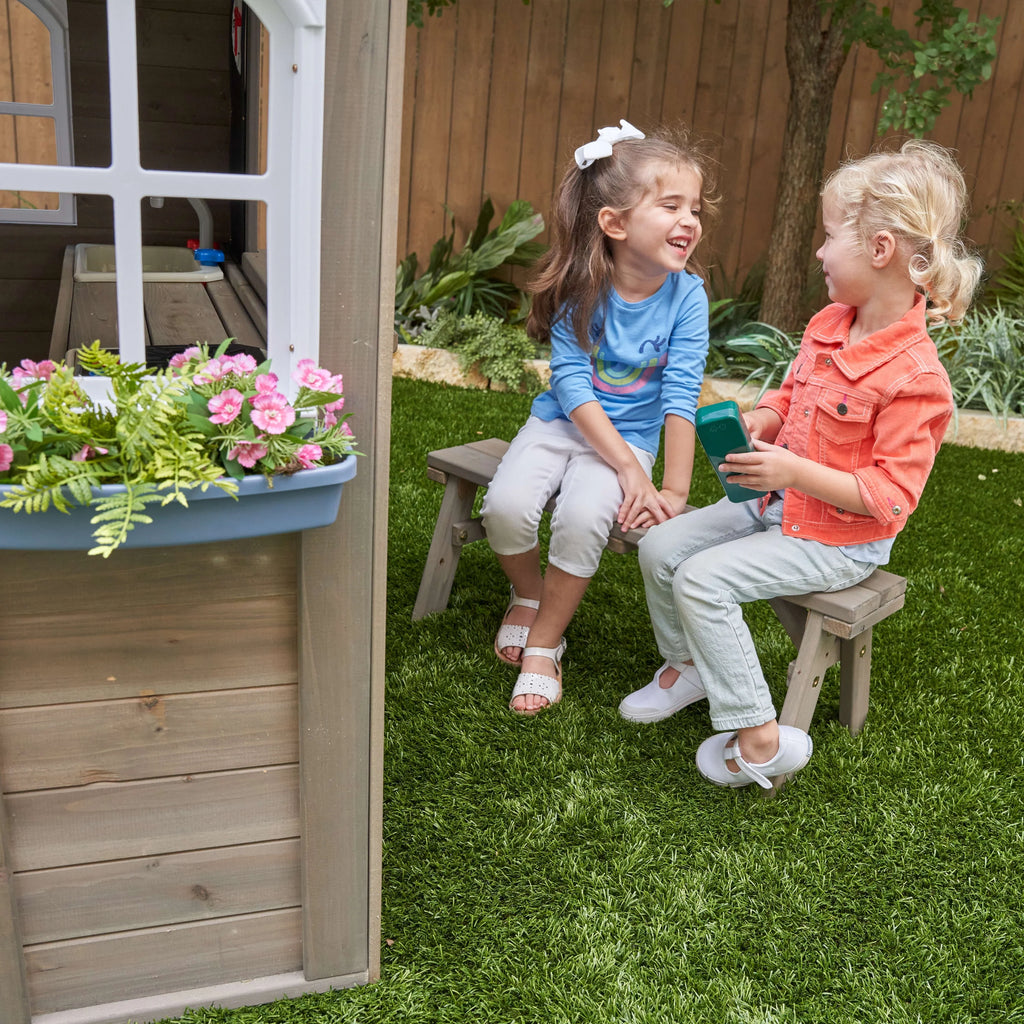Wooden Outdoor Playhouse with Kitchen V377362