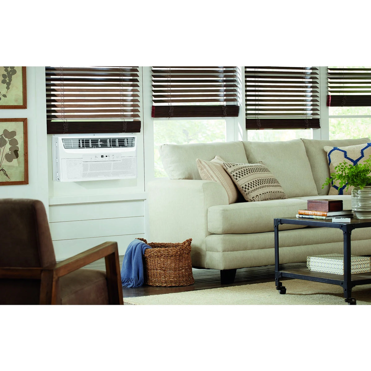 6,000 BTU Window Air Conditioner with Remote Control Z361