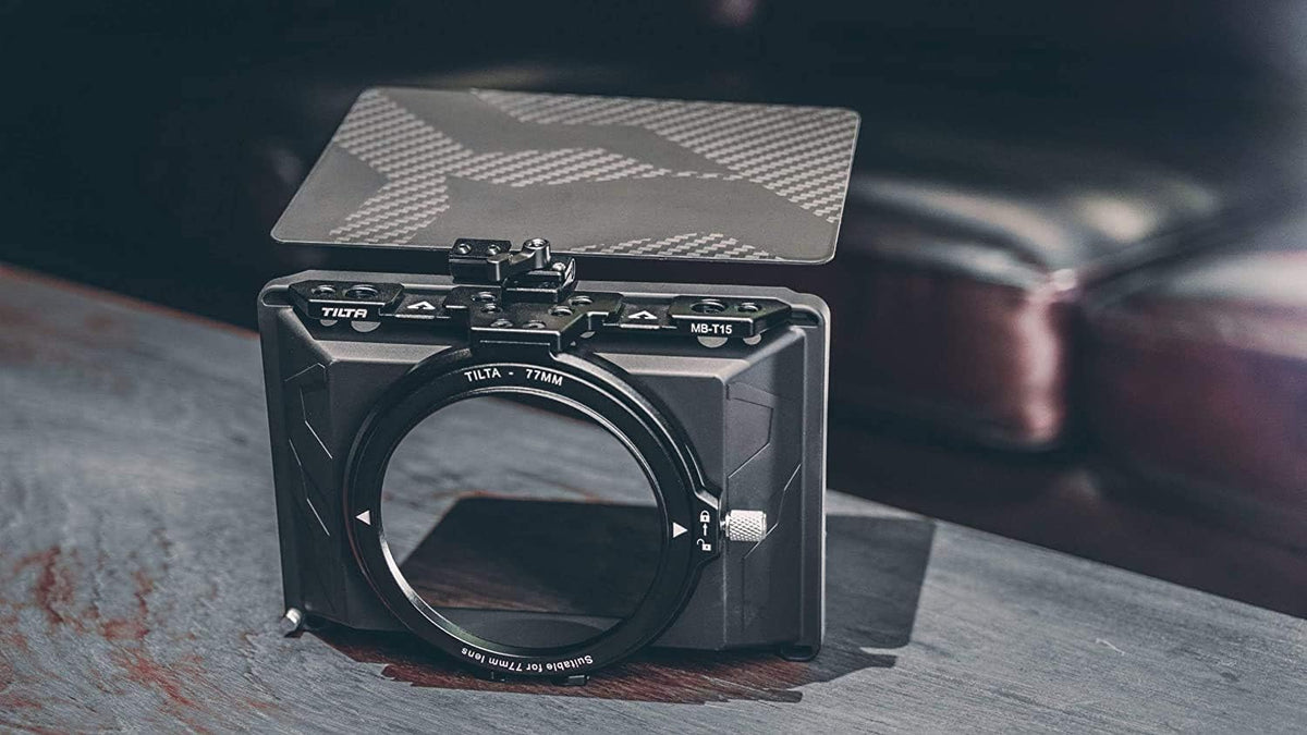 Mini Matte Box MB-T15 with Four Lens Adapter Rings B7903